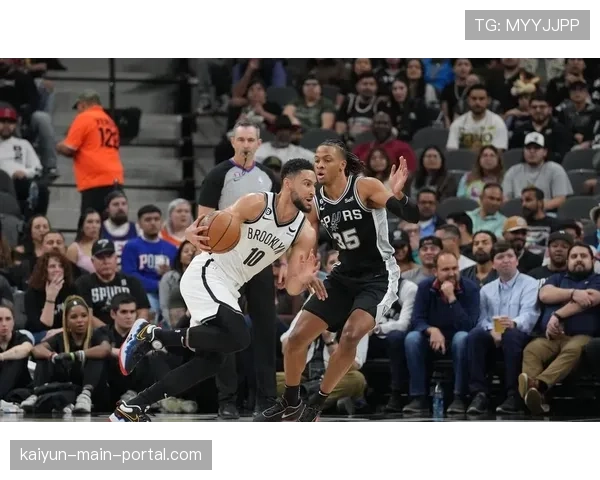 马刺火箭交易截止日按兵不动，选择保持现有阵容完整性